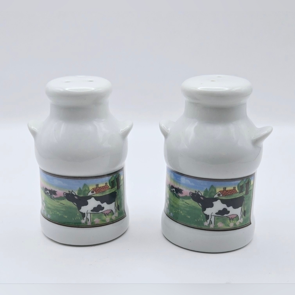 Farmhouse Cow Salt & Pepper Shakers – Milk Can Ceramic Country Kitchen Decor